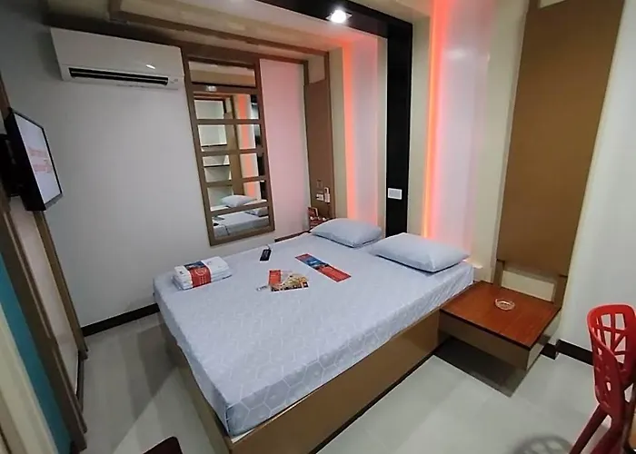 Hotel Sogo Timog Avenue